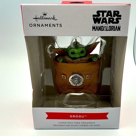 Available to ship Dec 4 4Hallmark Ornament Star Wars - the Mandalorian Grogu - Picture 1 of 7
